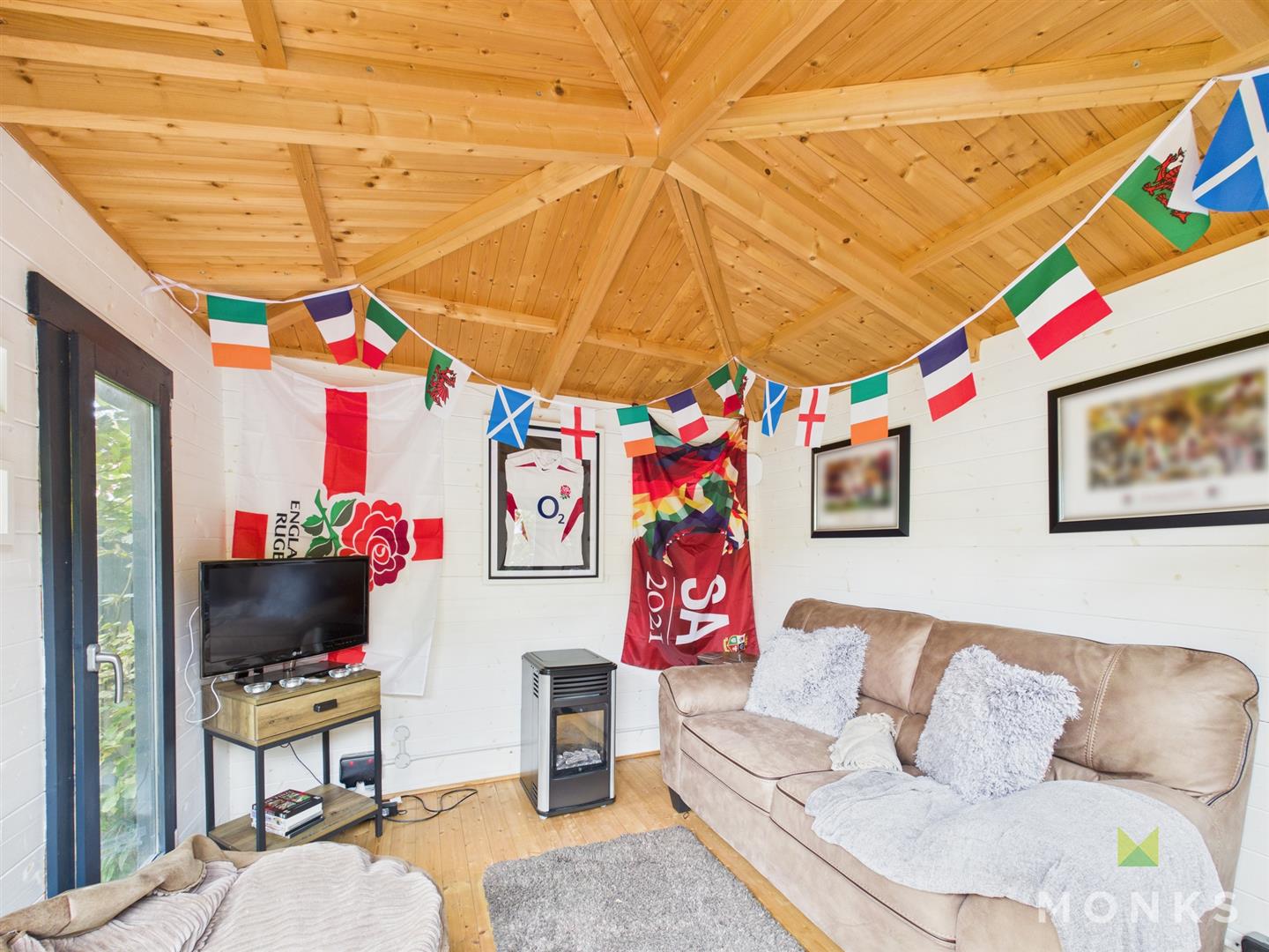 23 Orchard Drive, Oswestry, SY11 4LX For Sale 23 Orchard Drive, Oswestry, SY11 4LX For Sale
